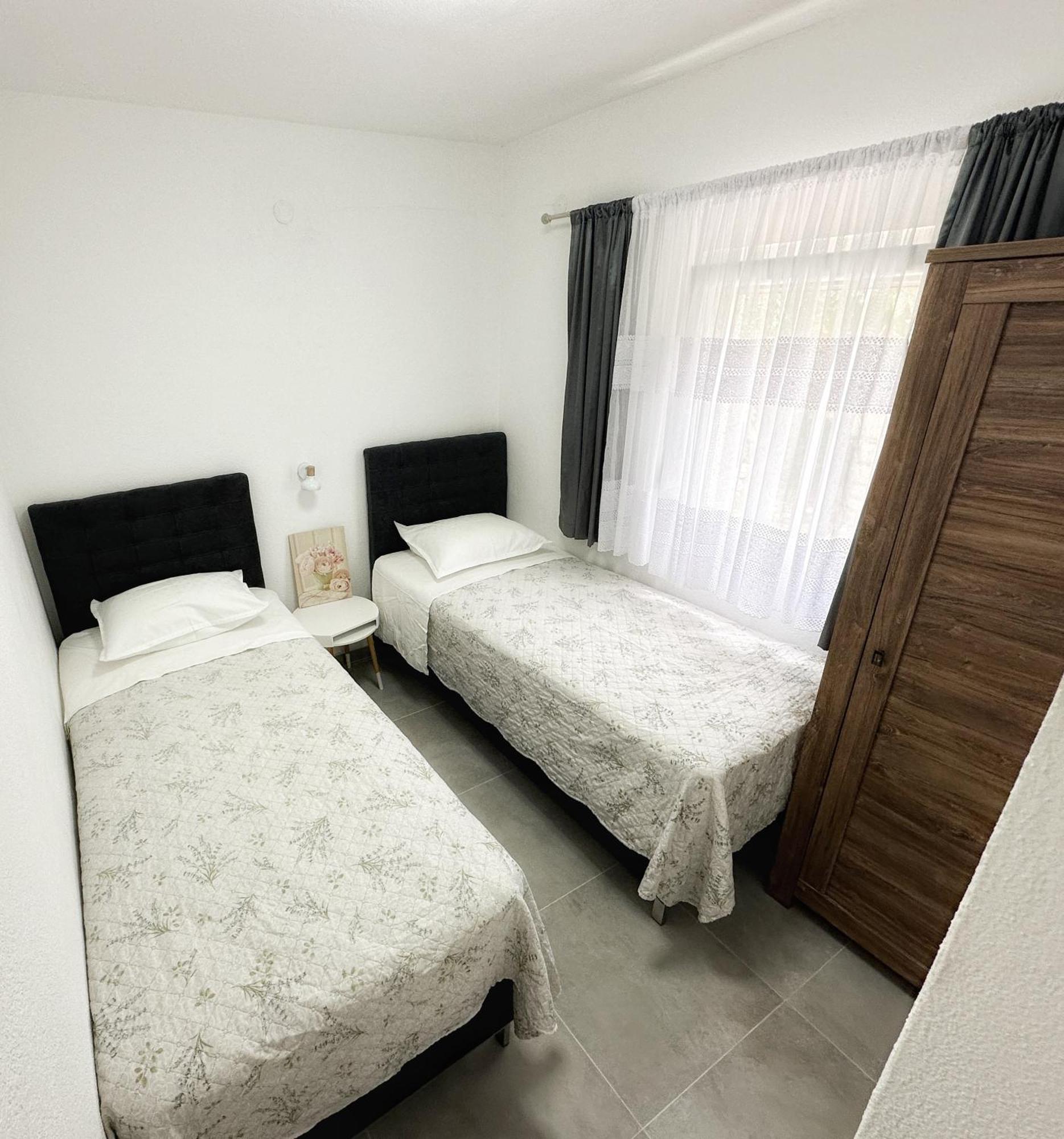 Apartmani Maja Kanica Rogoznica  Ngoại thất bức ảnh