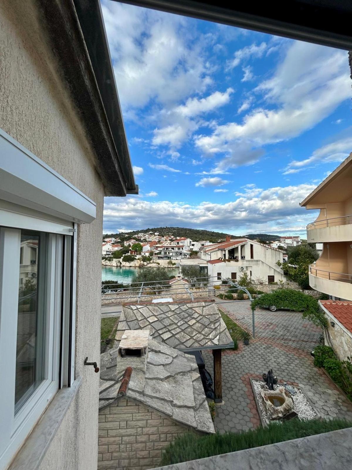 Apartmani Maja Kanica Rogoznica  Ngoại thất bức ảnh