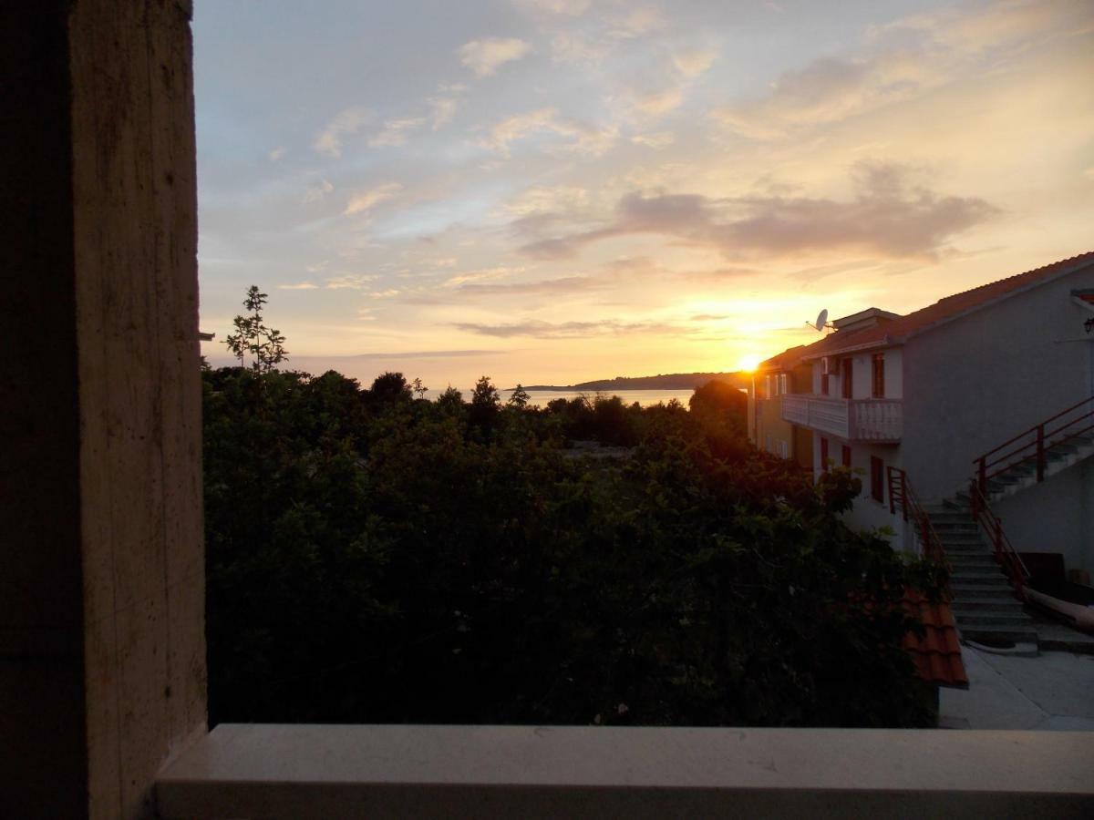 Apartmani Maja Kanica Rogoznica  Ngoại thất bức ảnh
