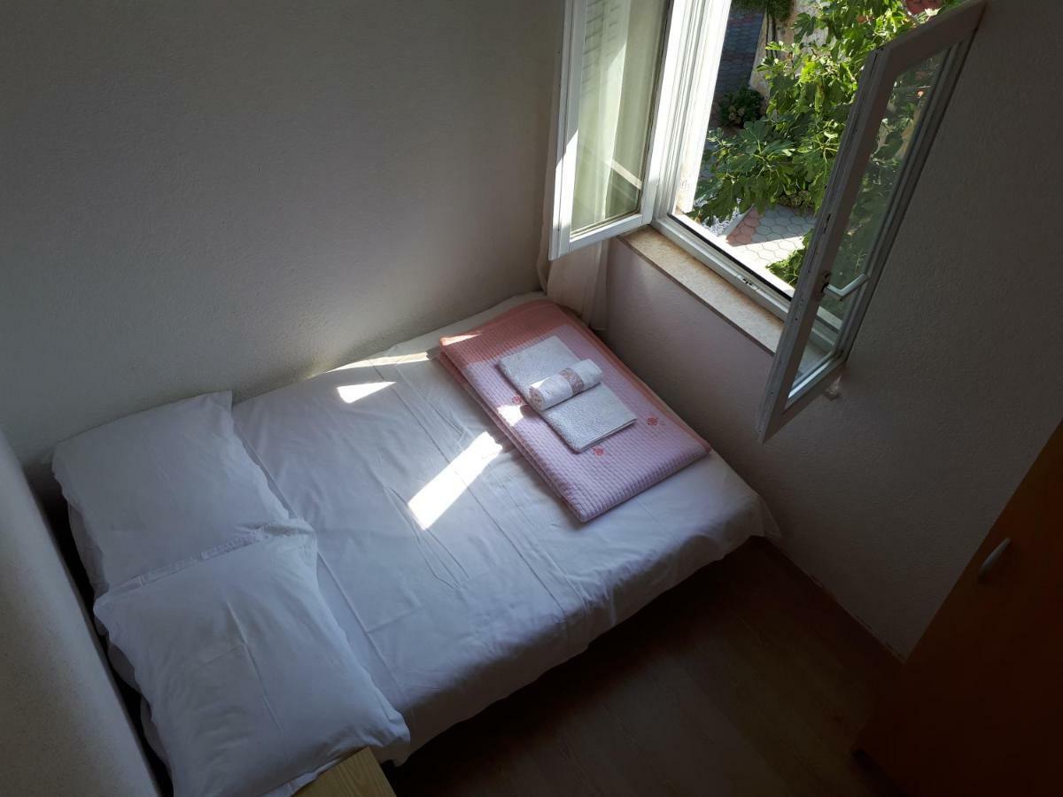 Apartmani Maja Kanica Rogoznica  Ngoại thất bức ảnh
